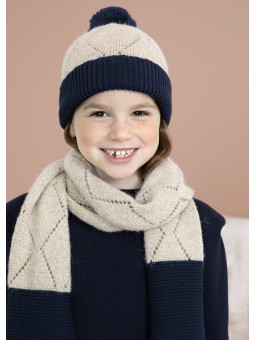 Chapeau complet et foulard...